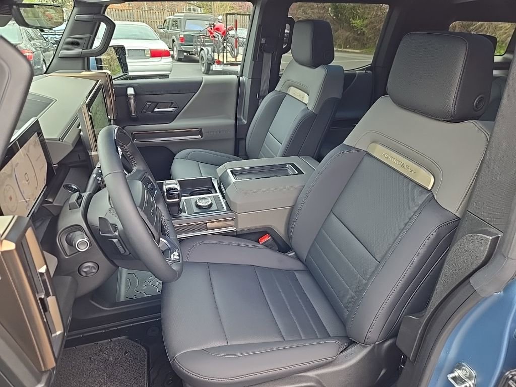 Used 2024 GMC Hummer EV 3X w/ Omega Edition AWD/4WD image 14
