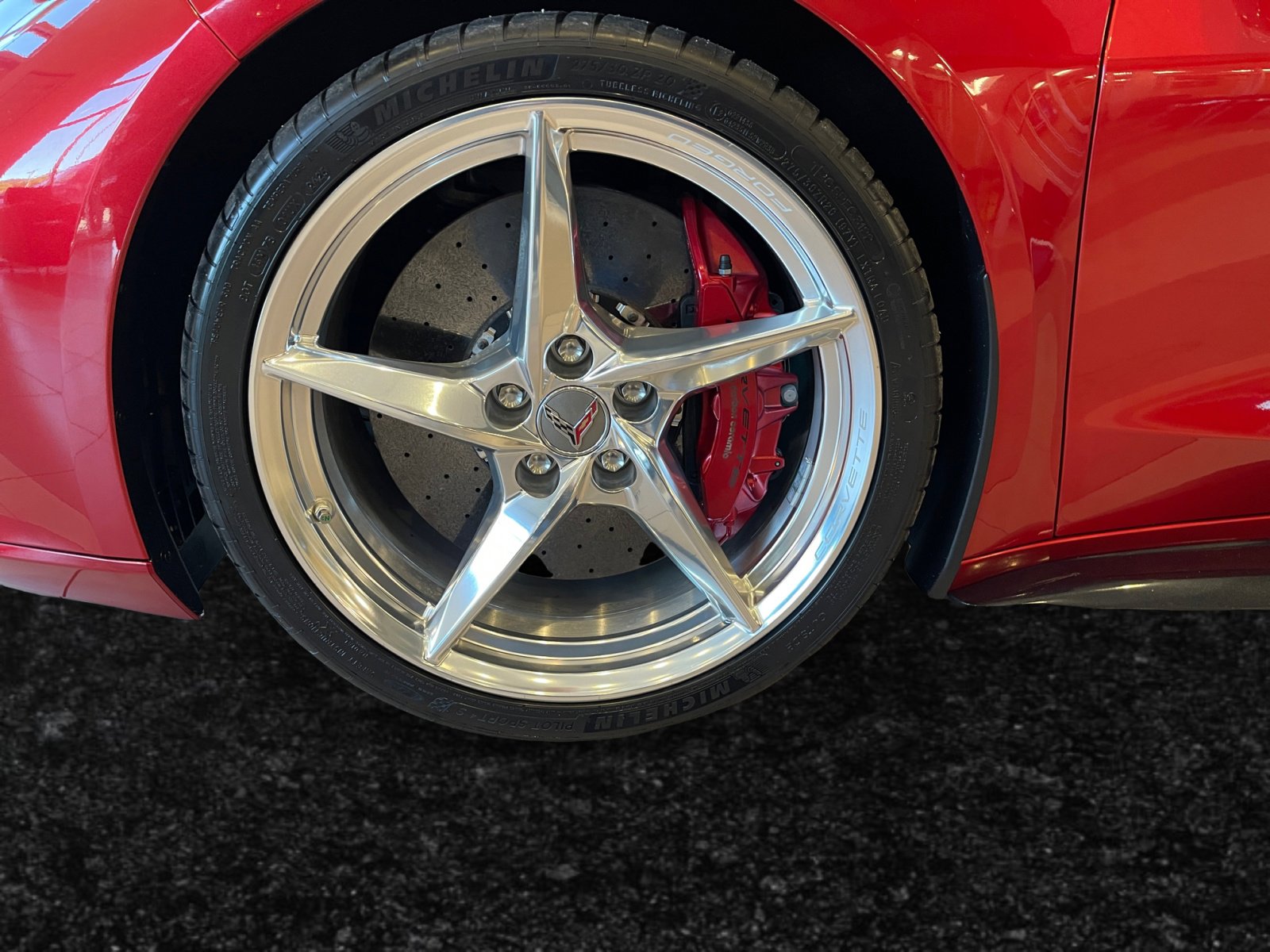 Used 2024 Chevrolet Corvette E-Ray w/ Chrome Exterior Badge Package image 10