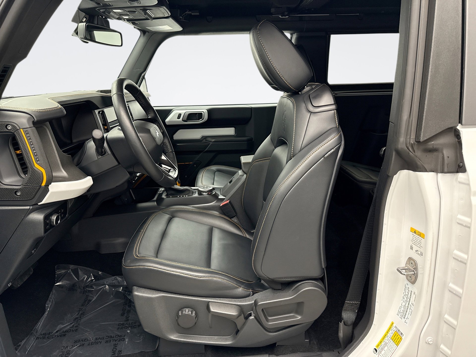 Used 2024 Ford Bronco Badlands image 11