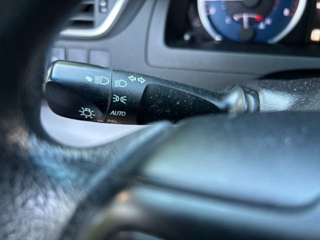 Used 2016 Toyota Camry LE FWD image 19