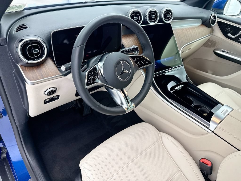 Certified 2026 Mercedes-Benz GLC 300 image 9