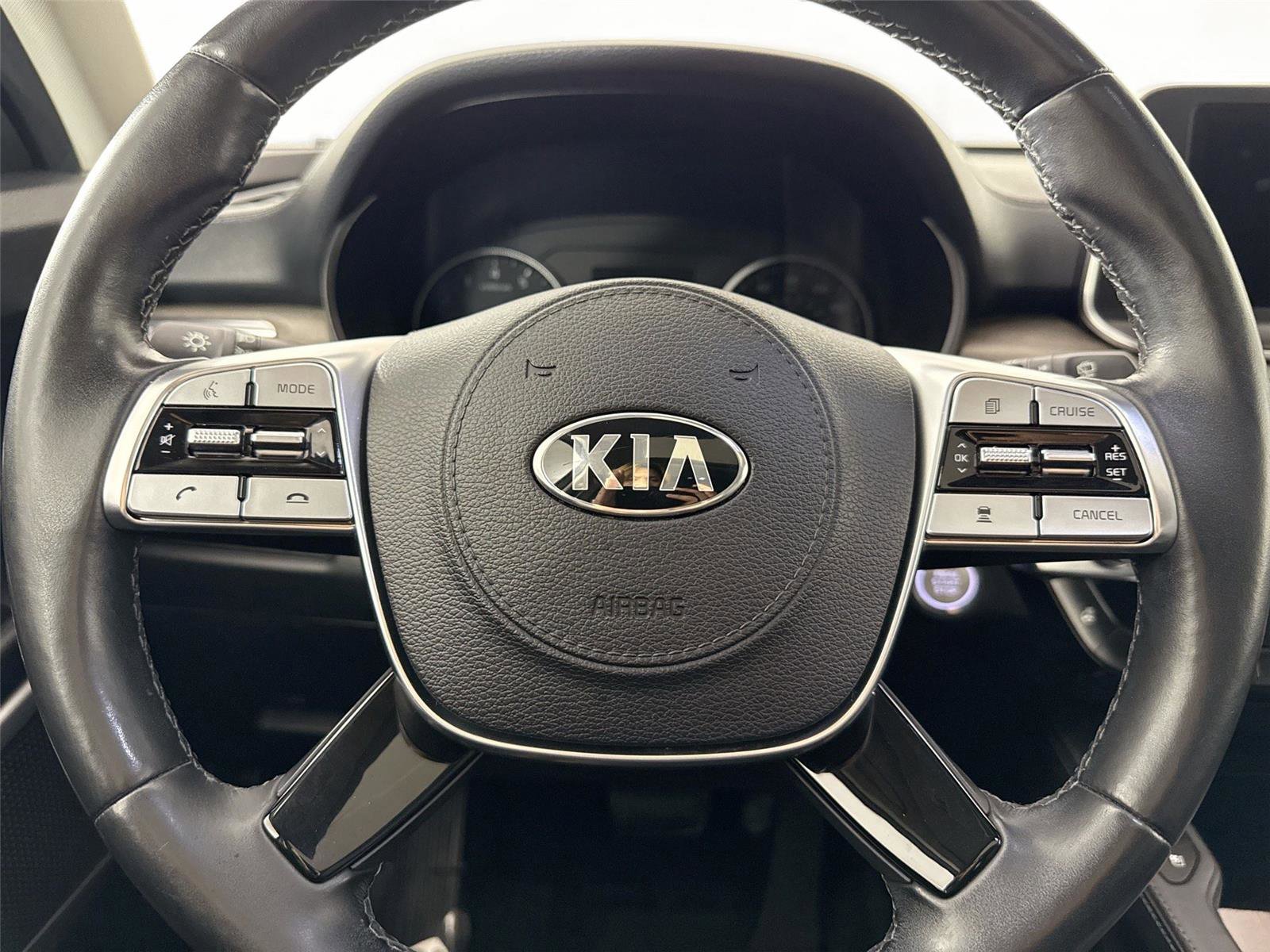 Used 2021 Kia Telluride EX w/ EX Premium Package image 17