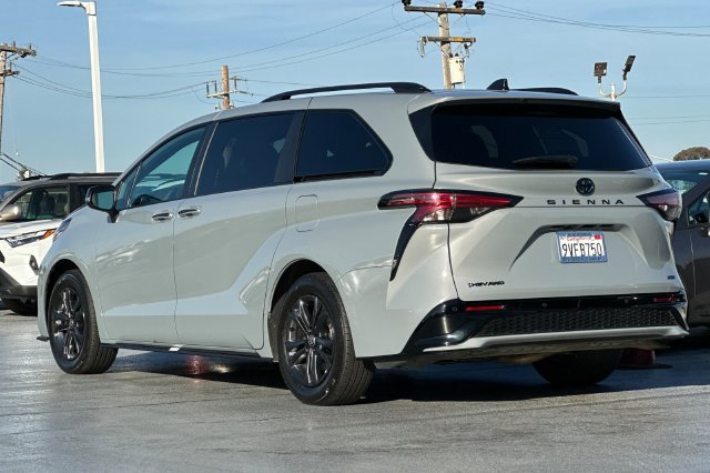 Certified 2025 Toyota Sienna XSE w/ XSE Premium Package AWD/4WD image 6
