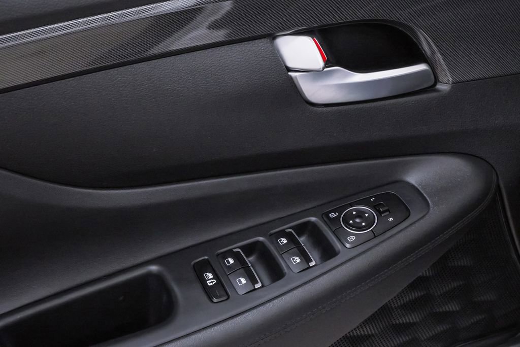 Certified 2023 Hyundai Santa Fe SEL image 25