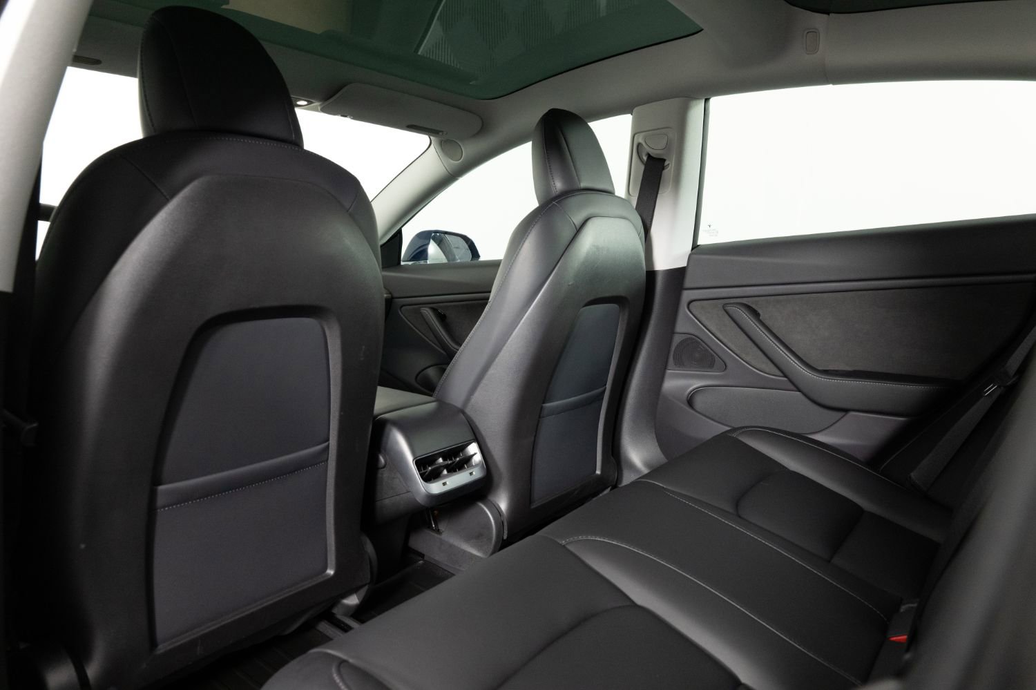 Used 2019 Tesla Model 3 Long Range image 19