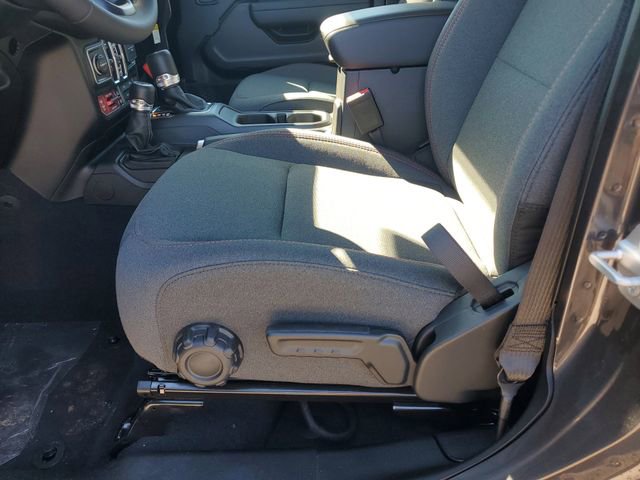 New 2026 Jeep Wrangler Unlimited Rubicon image 18