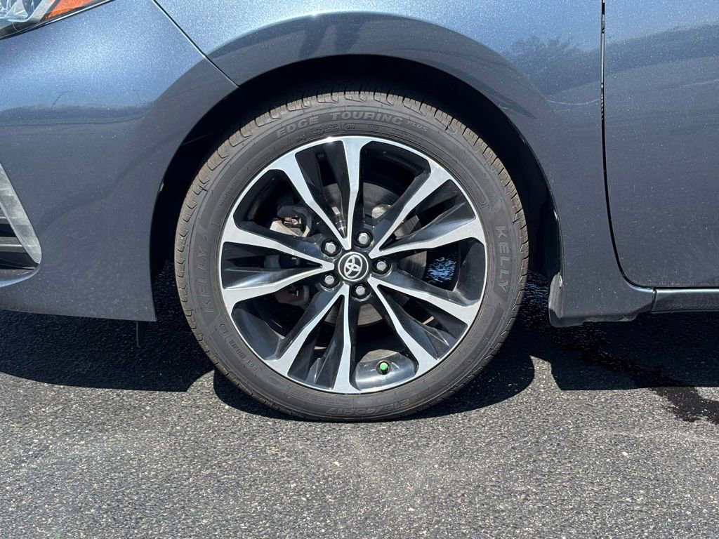 Used 2019 Toyota Corolla SE FWD image 11