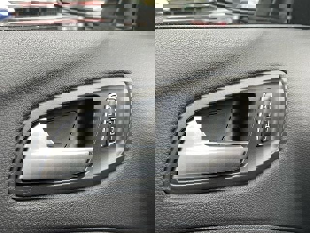 Used 2016 Ford Escape SE w/ Equipment Group 201A image 25