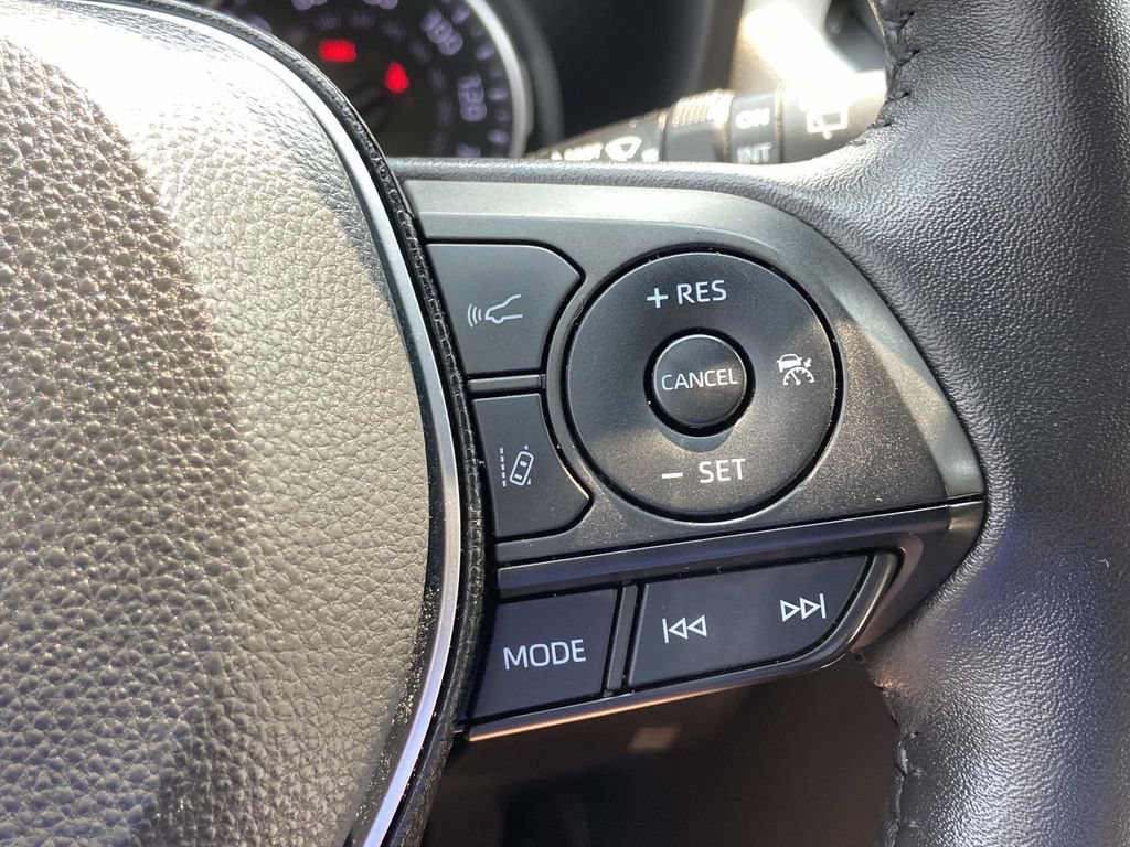Used 2020 Toyota RAV4 XLE w/ Convenience Package AWD/4WD image 35