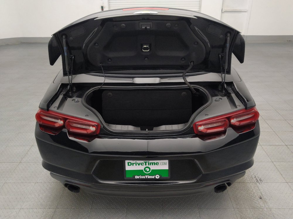 Used 2020 Chevrolet Camaro LT RWD image 29