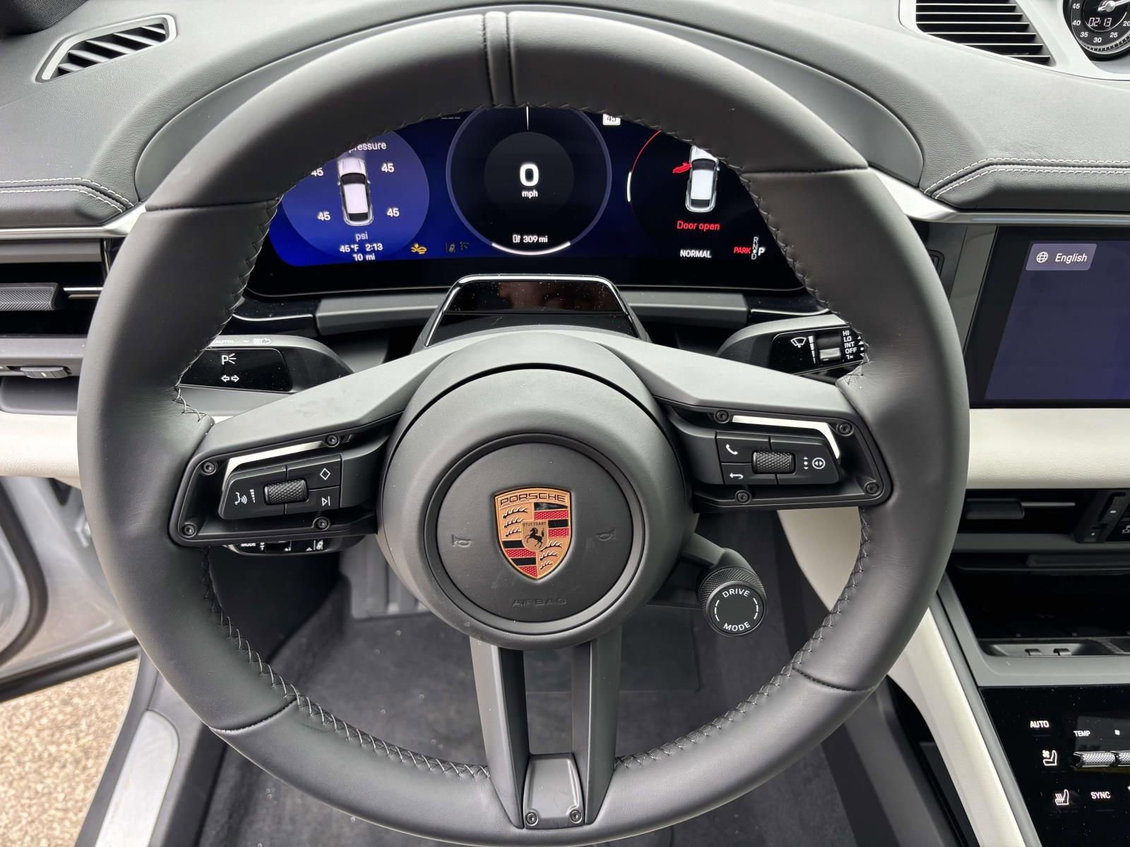 New 2026 Porsche Macan Electric image 29