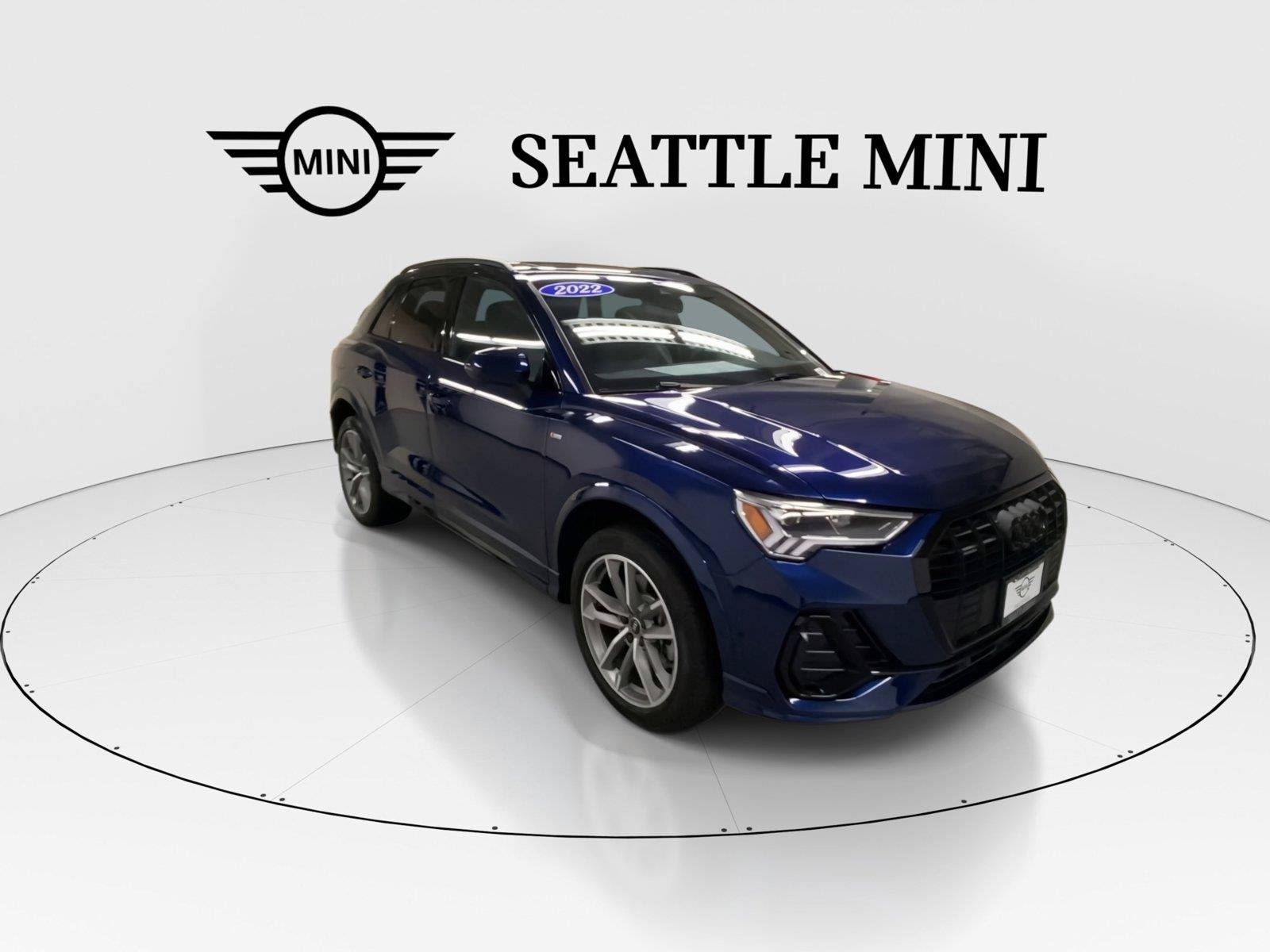 Used 2022 Audi Q3 2.0T Premium Plus AWD/4WD image 2