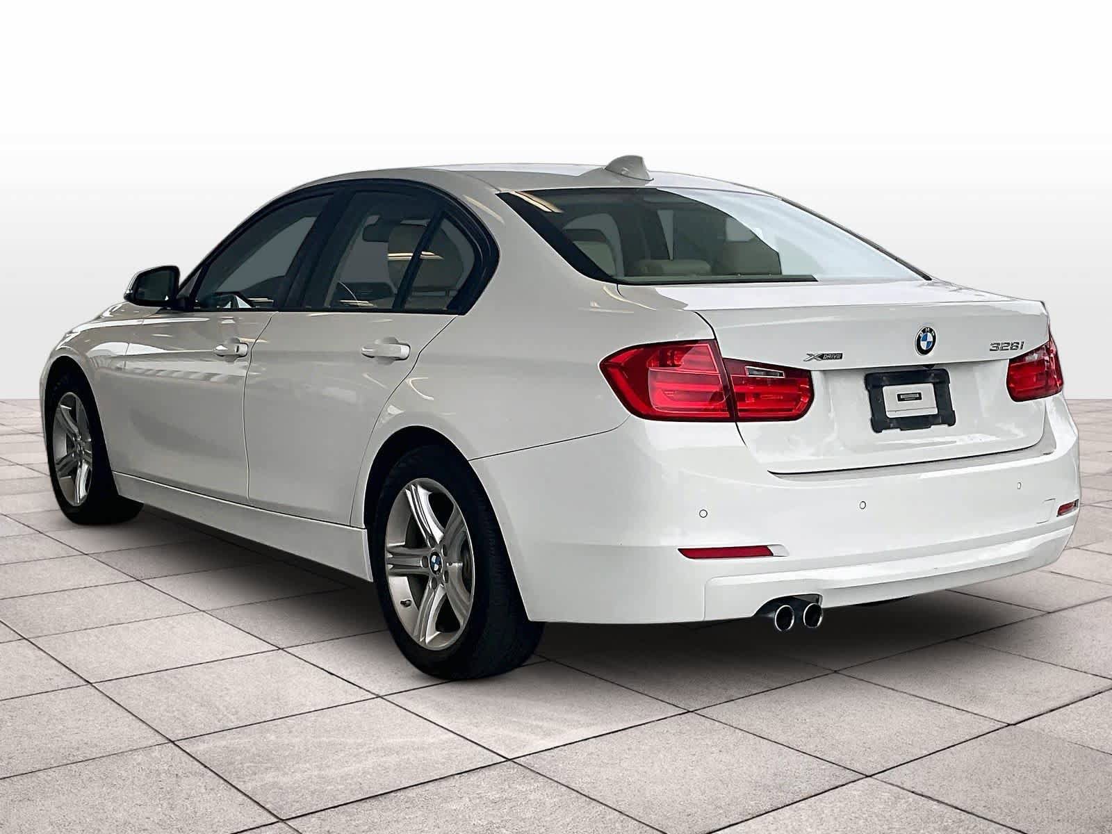 Used 2015 BMW 328i xDrive Sedan AWD/4WD image 13