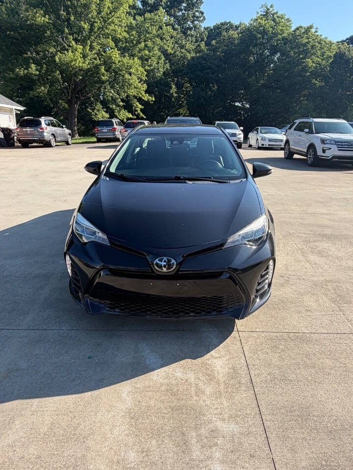 Used 2017 Toyota Corolla SE w/ Carpet Mat Package (TMS) FWD image 7
