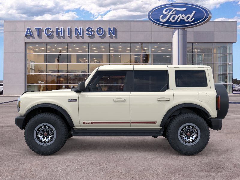 New 2026 Ford Bronco Outer Banks w/ Sasquatch Package AWD/4WD image 3