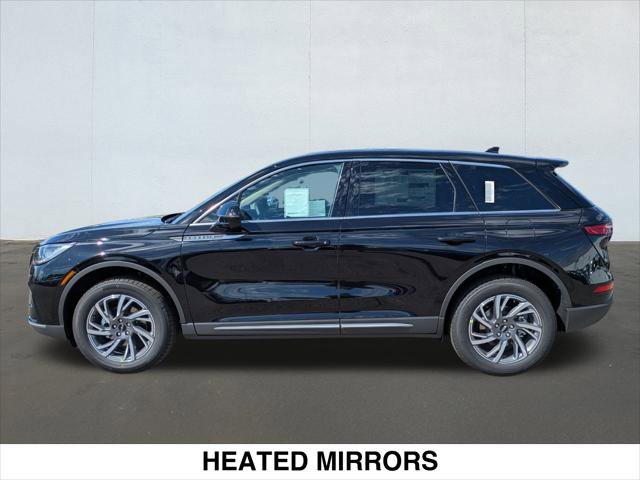 New 2025 Lincoln Corsair AWD w/ Equipment Group 101A image 3