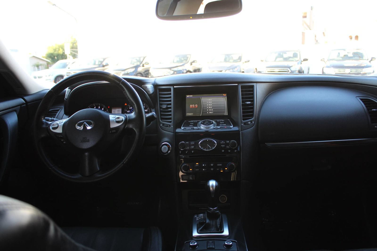 Used 2017 INFINITI QX70 2WD image 13