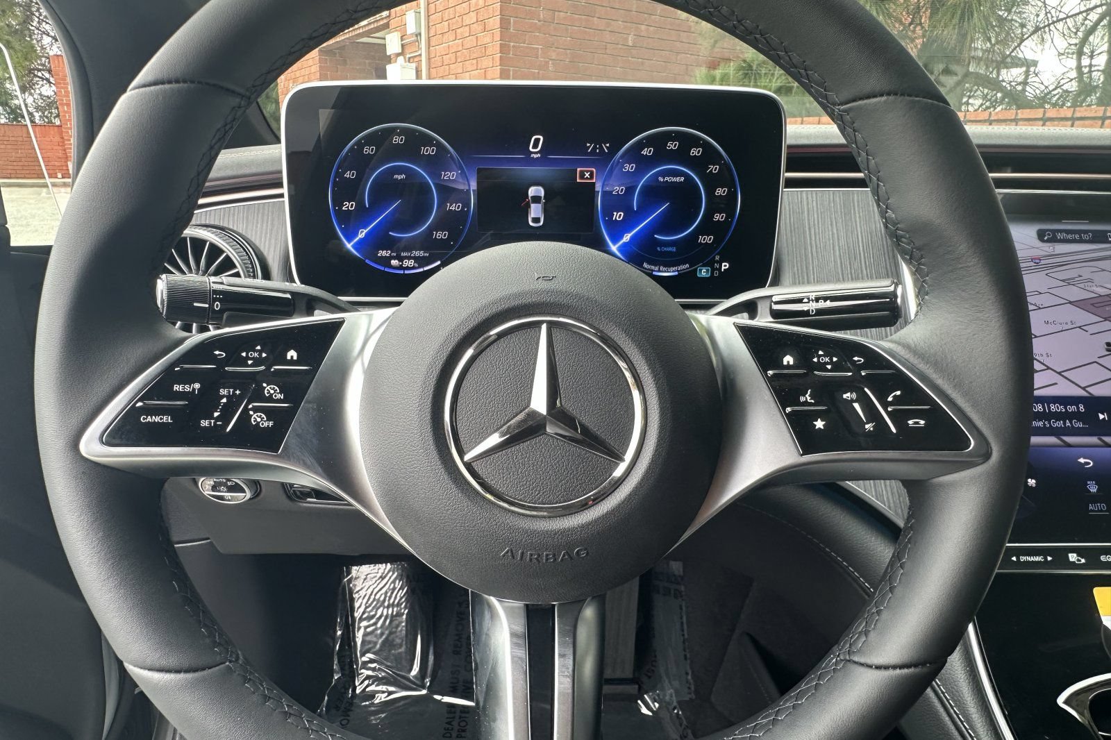 New 2026 Mercedes-Benz EQE 320 4MATIC Sedan image 23