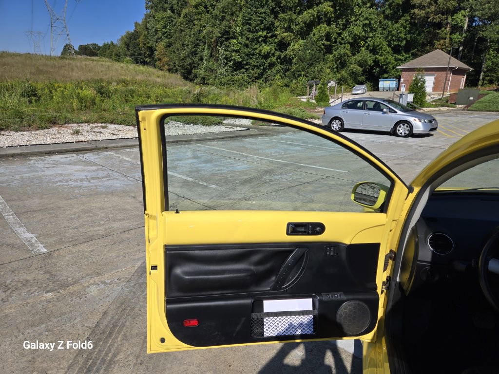 Used 2009 Volkswagen Beetle S image 8