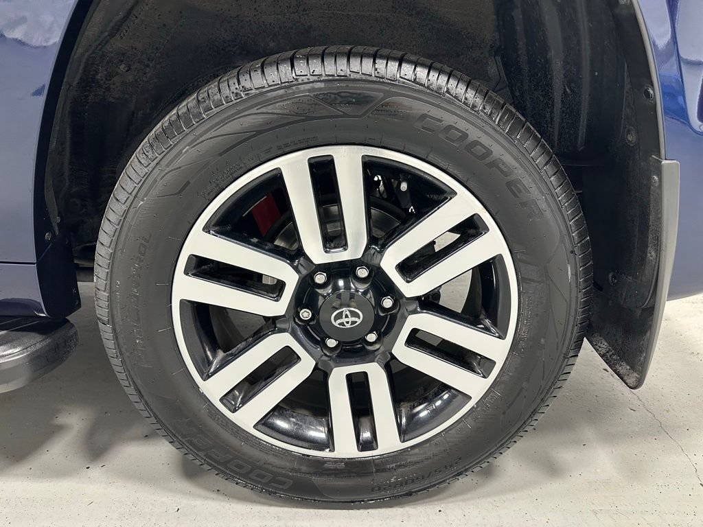 Used 2022 Toyota 4Runner Limited AWD/4WD image 60