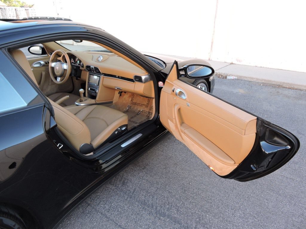 Used 2006 Porsche 911 Carrera 4S AWD/4WD image 26