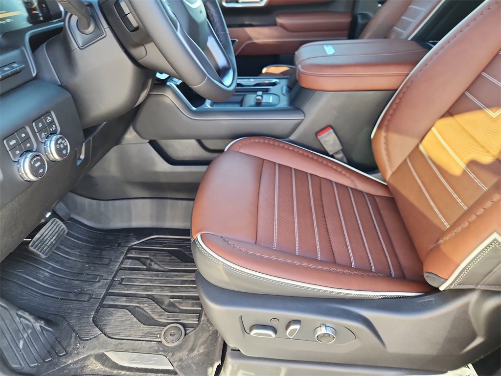 New 2026 GMC Sierra 2500 Denali Ultimate image 7