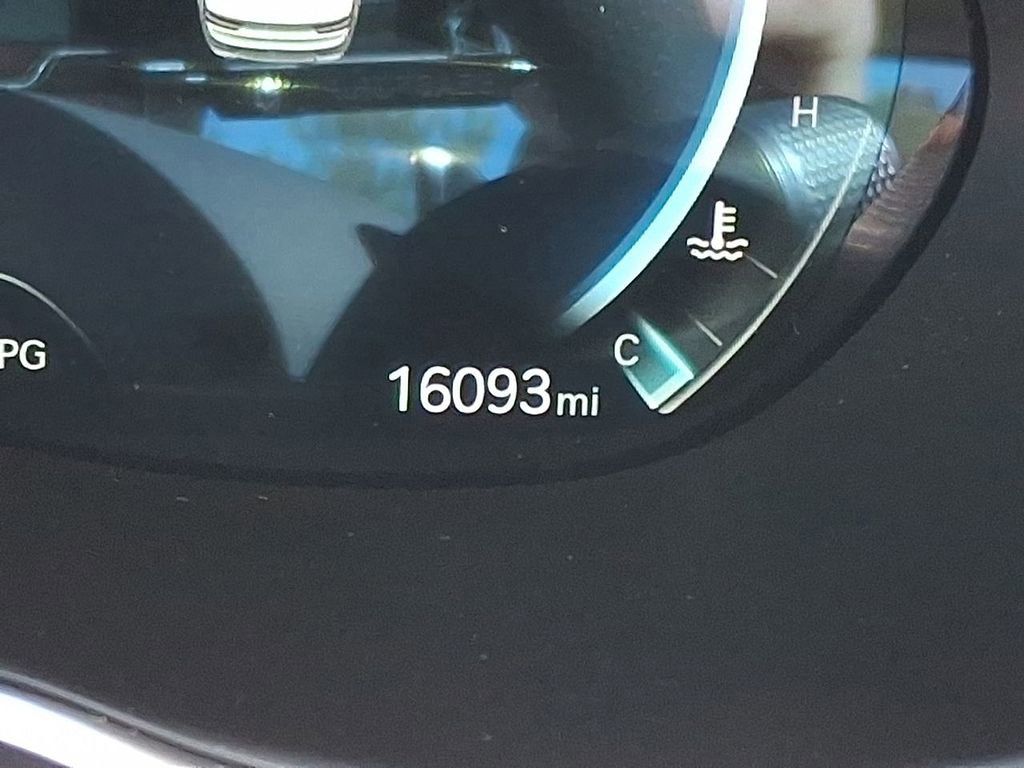 Used 2024 Genesis G80 3.5T Sport image 13