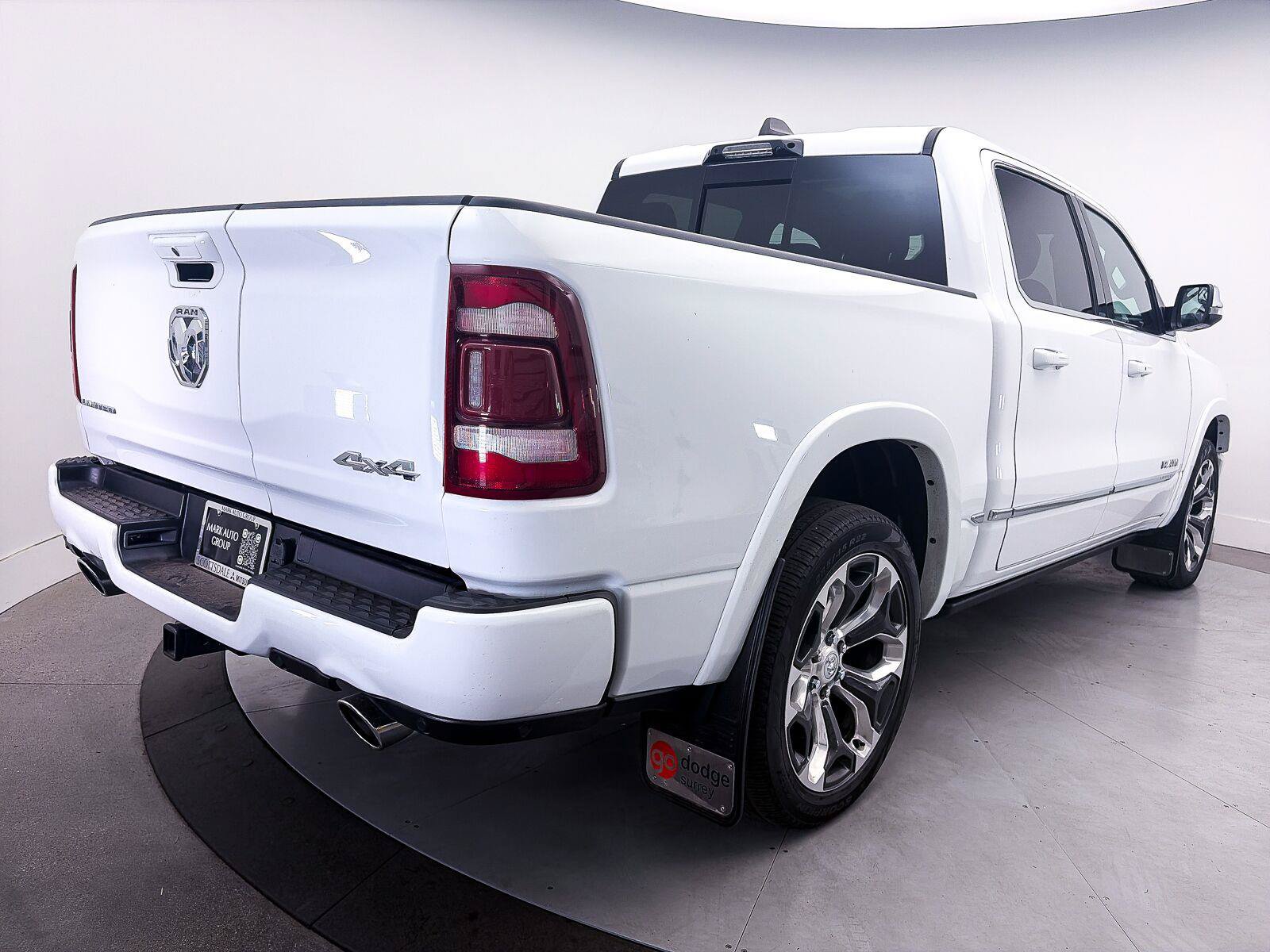 Used 2023 RAM 1500 Limited AWD/4WD image 16