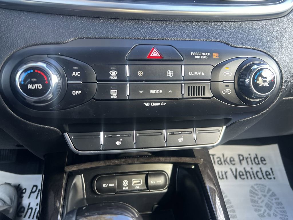 Used 2017 Kia Sorento EX image 15
