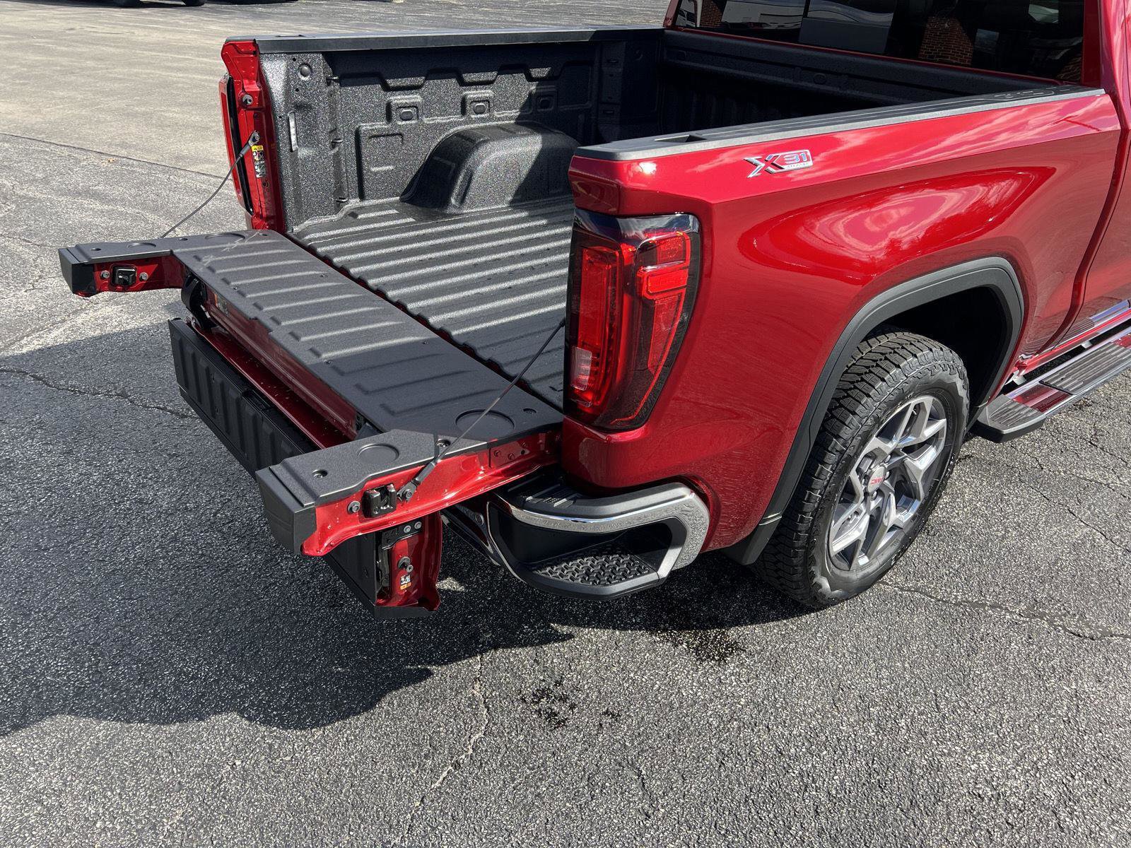 New 2026 GMC Sierra 1500 SLT w/ SLT Premium Plus Package image 52