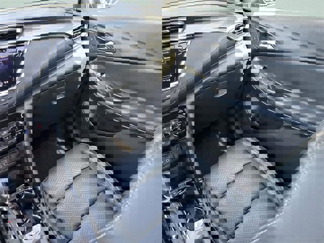 Used 2020 Buick Encore GX Essence w/ Advanced Technology Package image 12