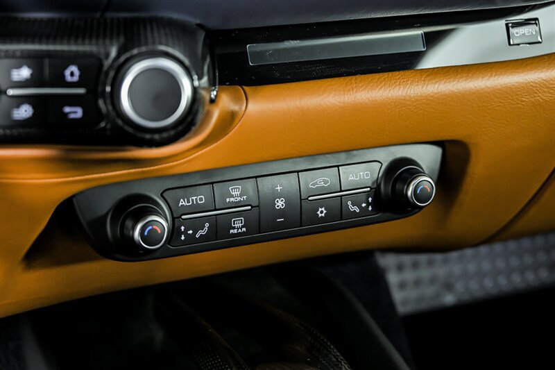 Used 2023 Ferrari 812 GTS RWD image 40