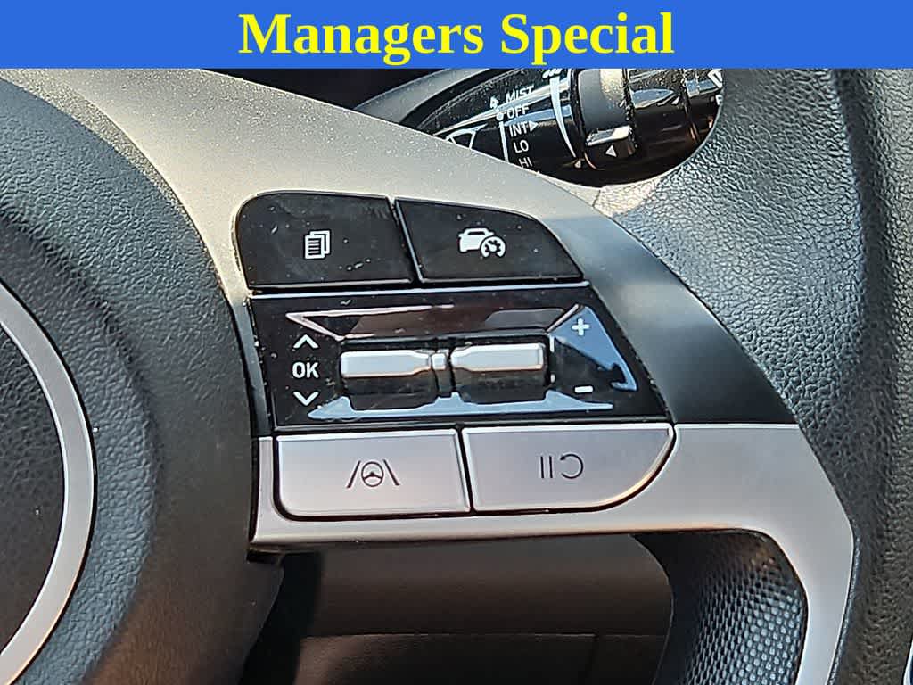 Used 2024 Hyundai Elantra SEL FWD image 22