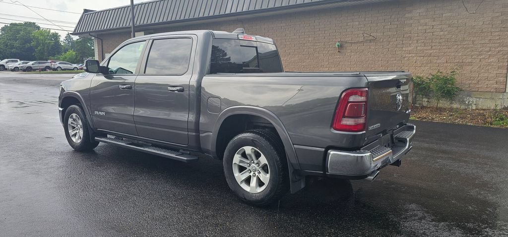 Used 2022 RAM 1500 Laramie AWD/4WD image 8