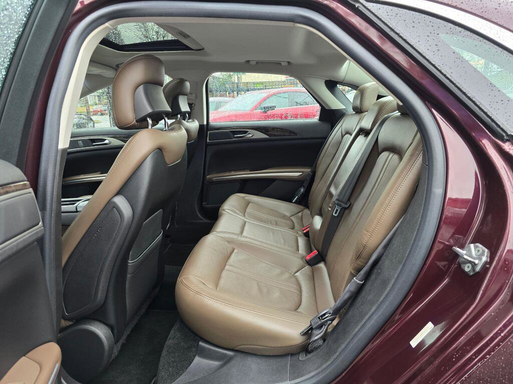 Used 2013 Lincoln MKZ Hybrid image 17