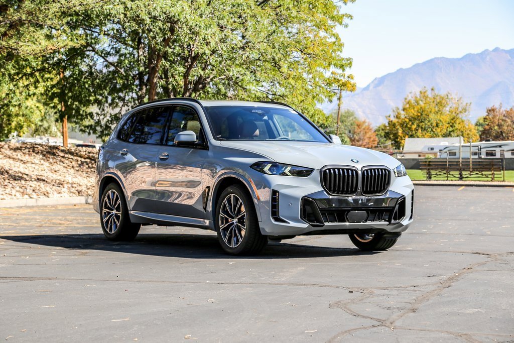 New 2026 BMW X5 xDrive40i w/ Executive Package image 7