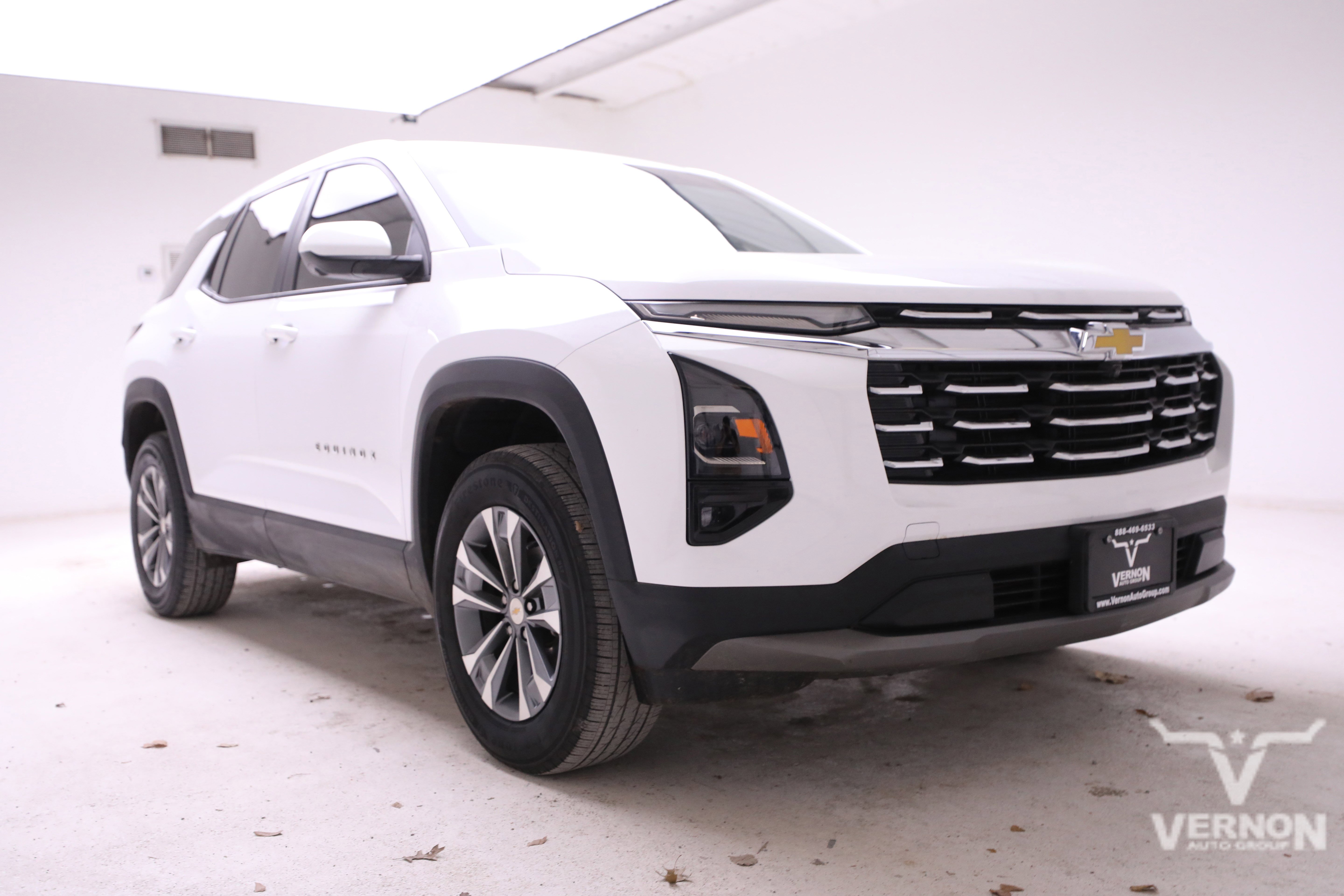 Used 2025 Chevrolet Equinox LT w/ Safety and Technology Package image 7