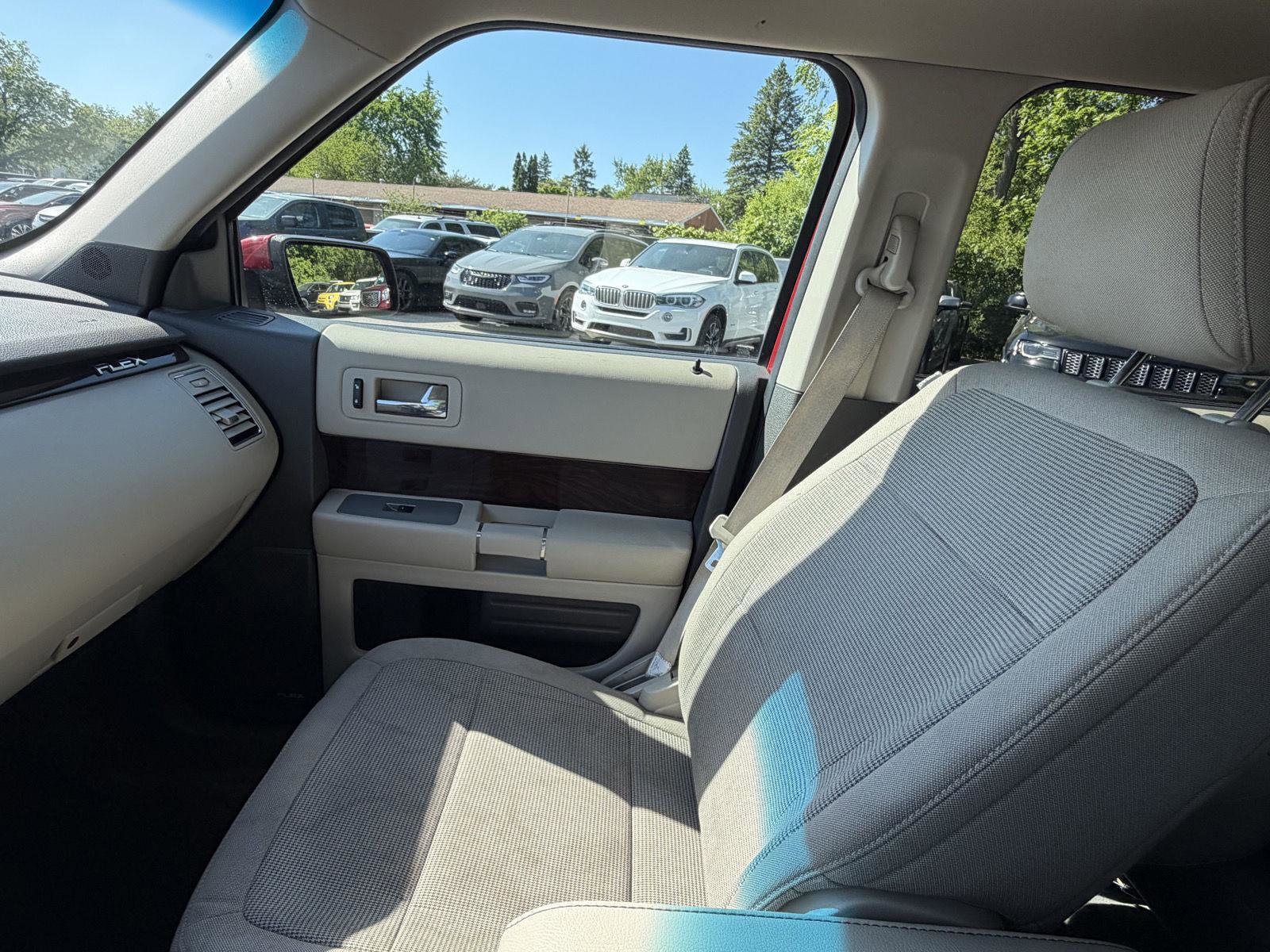 Used 2012 Ford Flex SEL w/ Trailer Tow Pkg Class III FWD image 17