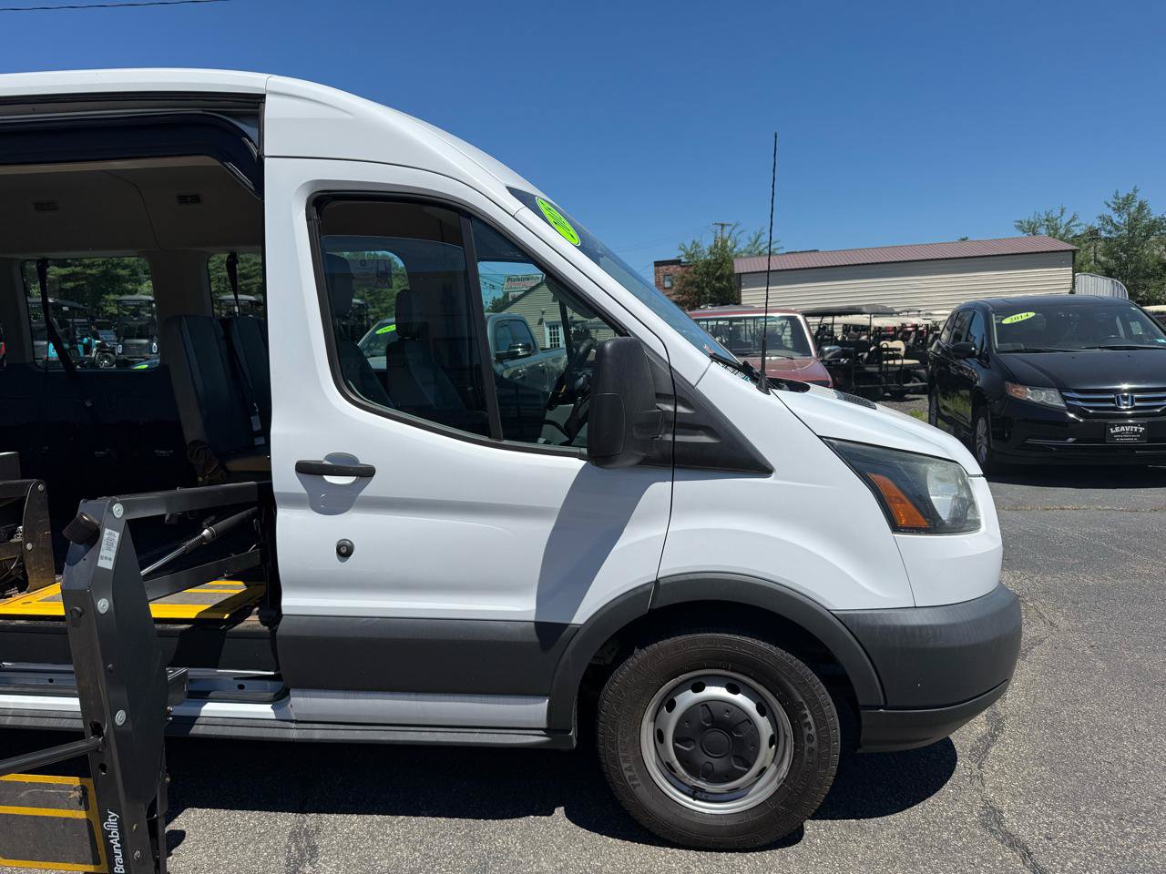 Used 2015 Ford Transit 350 XL RWD image 2