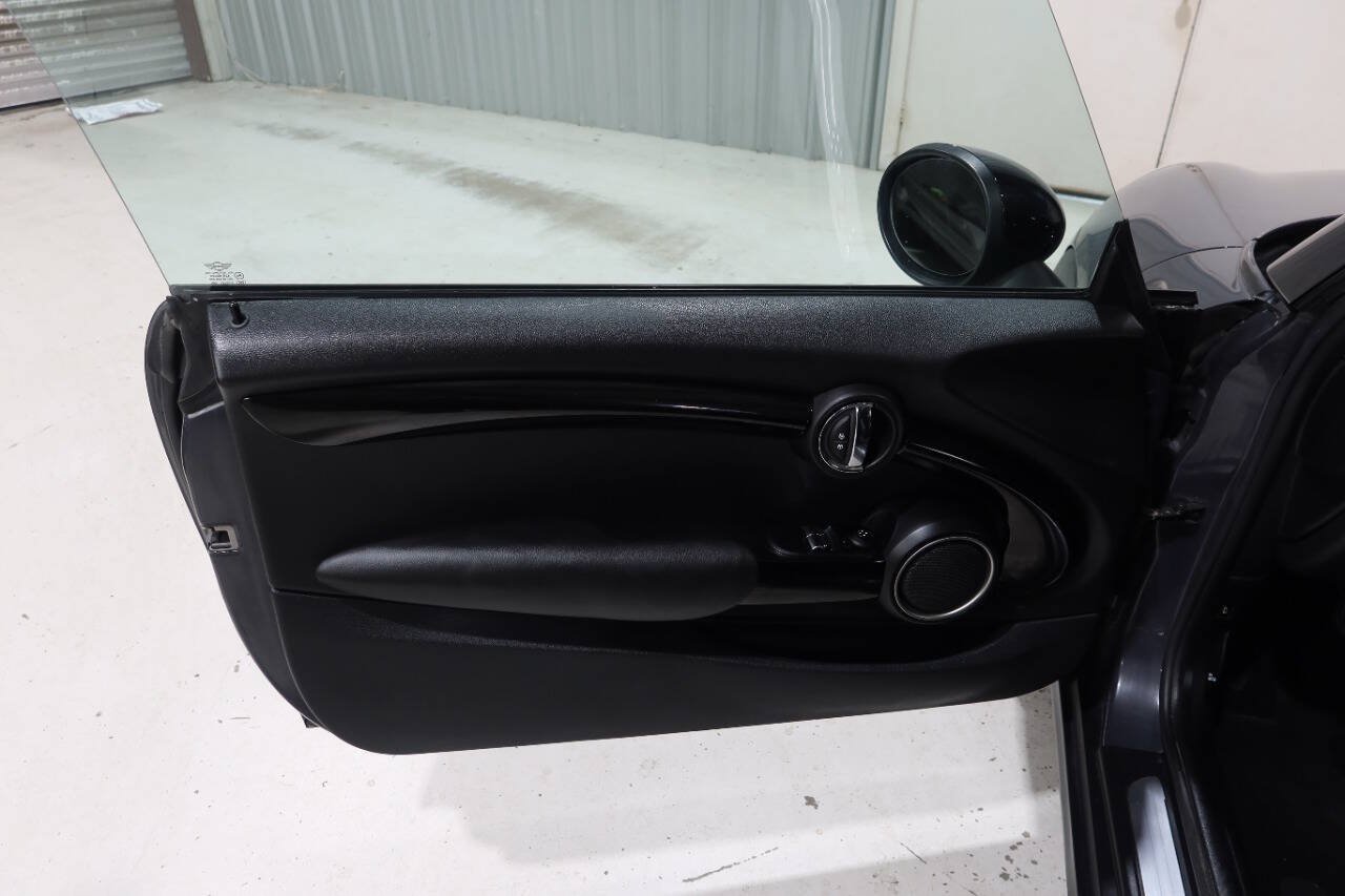 Used 2015 MINI Cooper S FWD image 18