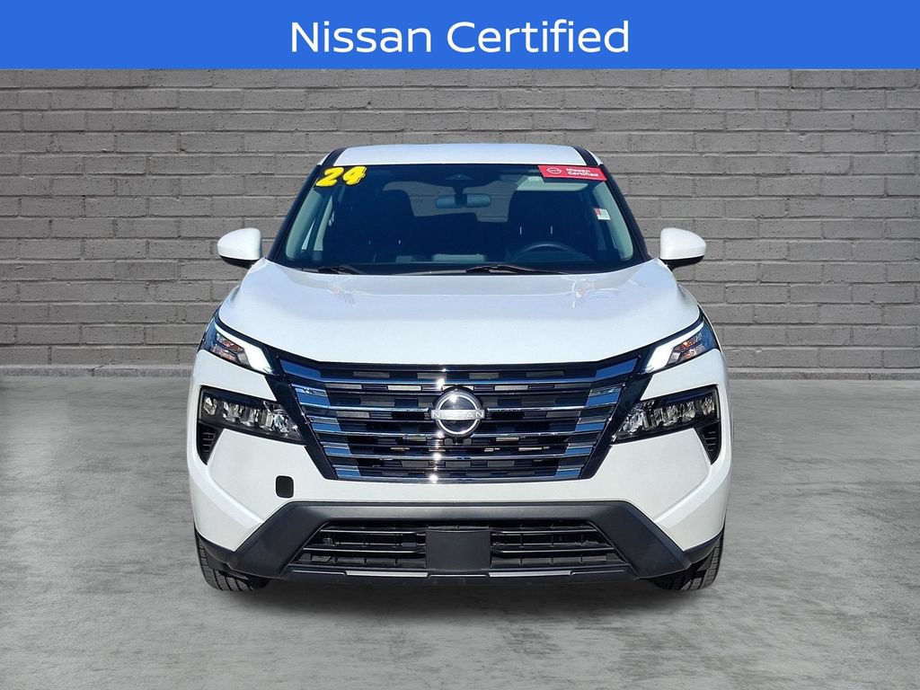 Used 2024 Nissan Rogue SV FWD image 2