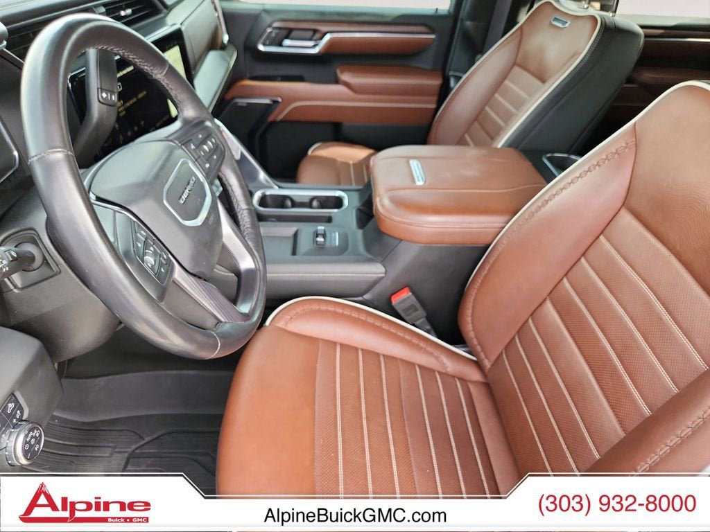 Used 2024 GMC Sierra 2500 Denali Ultimate AWD/4WD image 9