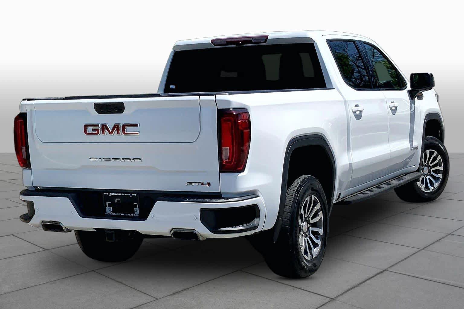 Certified 2023 GMC Sierra 1500 AT4 w/ AT4 Premium Package AWD/4WD image 13