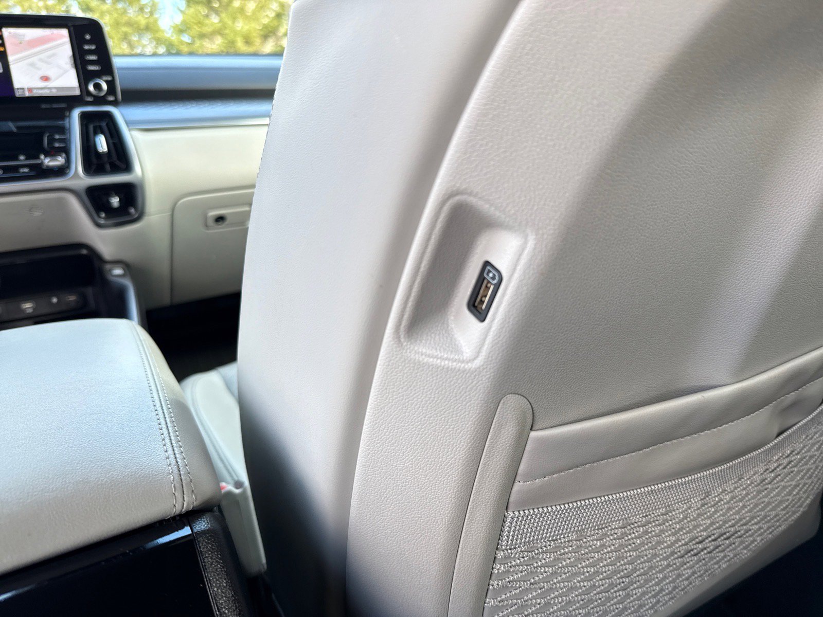 Used 2023 Kia Sorento S w/ Panoramic Sunroof Package image 29