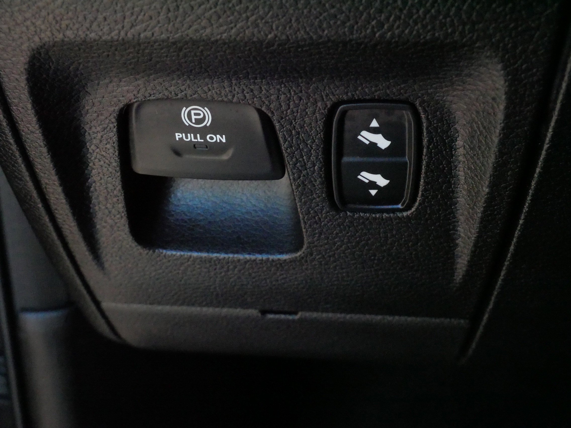 Used 2021 RAM 1500 Laramie AWD/4WD image 27