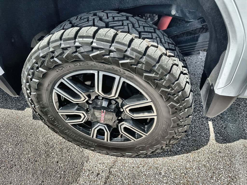 Used 2022 GMC Sierra 3500 AT4 w/ AT4 Premium Plus Package image 8