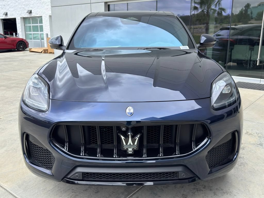 Certified 2023 Maserati Grecale Modena AWD/4WD image 3