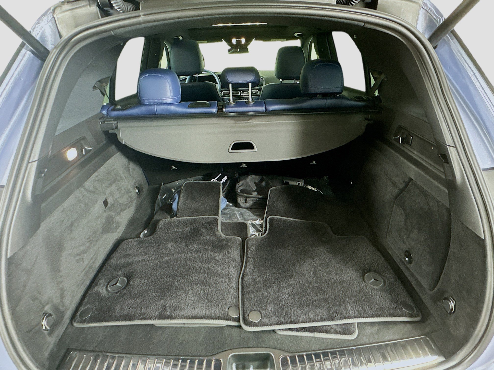 Certified 2025 Mercedes-Benz GLE 450e 4MATIC image 33