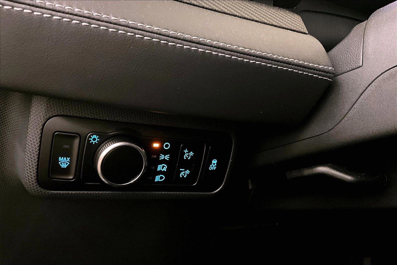 Used 2024 Ford Mustang Mach-E Premium image 30