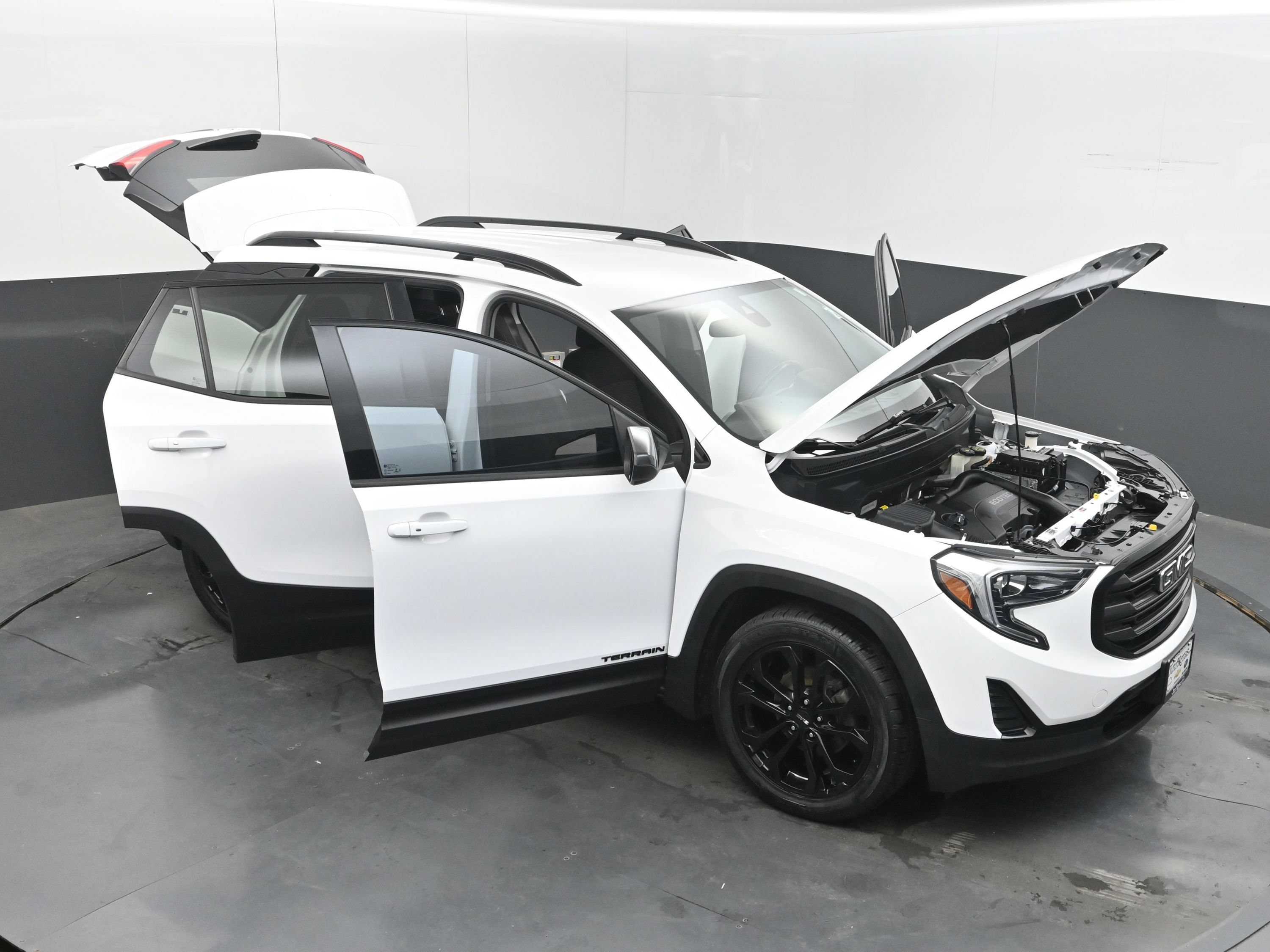 Used 2020 GMC Terrain SLE w/ Driver Convenience Package FWD image 37